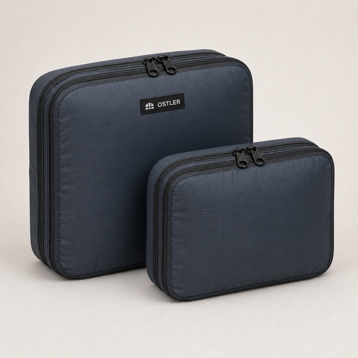 Kit Compression Cube Set (2) in Slate, three-quarter view