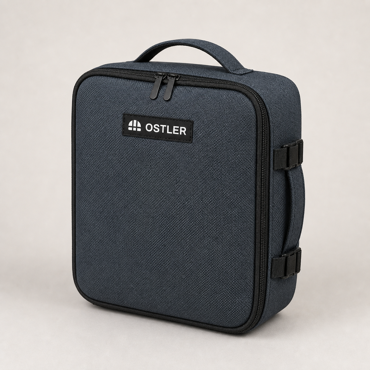 Kit Toiletry Kit 3L in Slate, three-quarter view