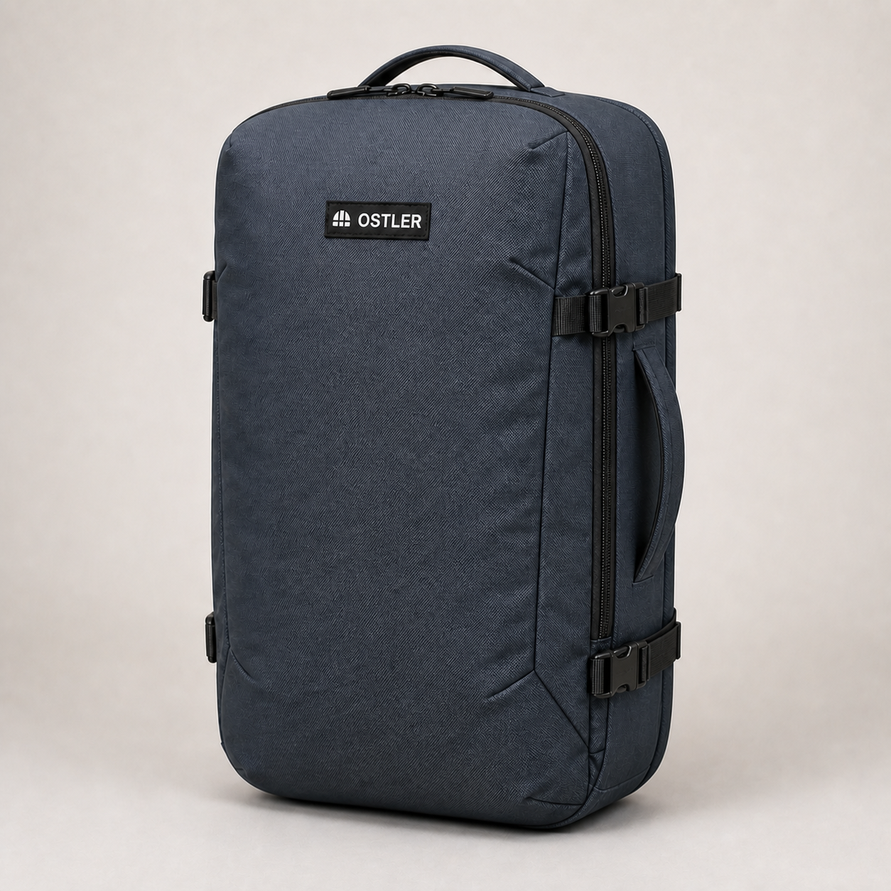 Transit Travel Pack 25L in Slate, three-quarter view